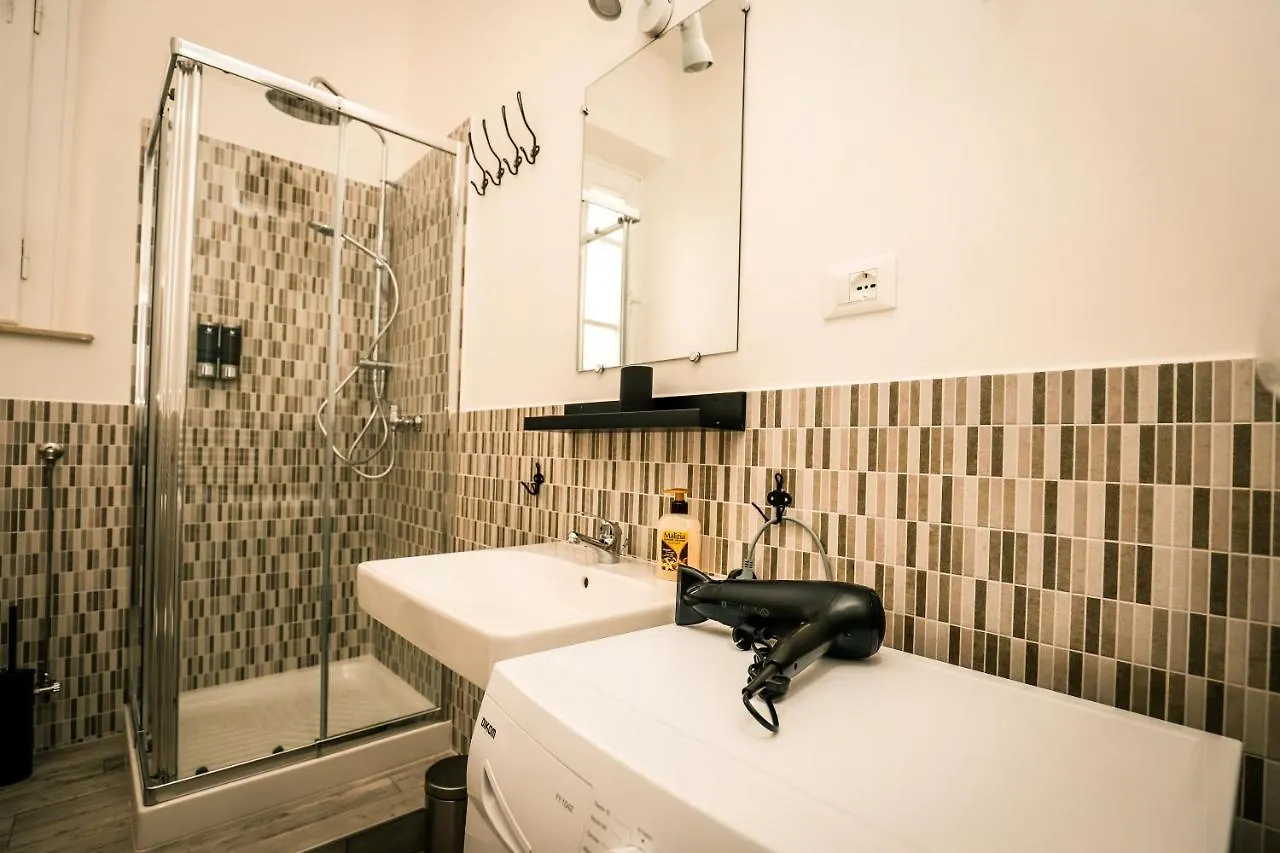 Hostly - Nicole Apartment Pontedera - 2Br In Full Center